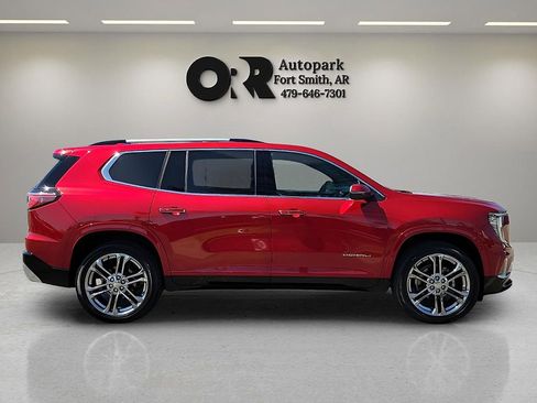 Used 2025 GMC Acadia Denali w/ LPO, Floor Liner Package image 6