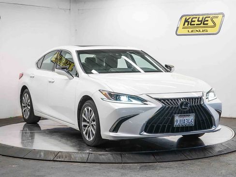 Used 2024 Lexus ES 350 image 5