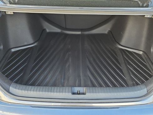 Certified 2025 Honda Accord SE image 32