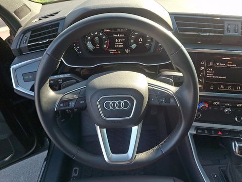 Used 2023 Audi Q3 2.0T Premium Plus w/ Premium Plus Package image 19