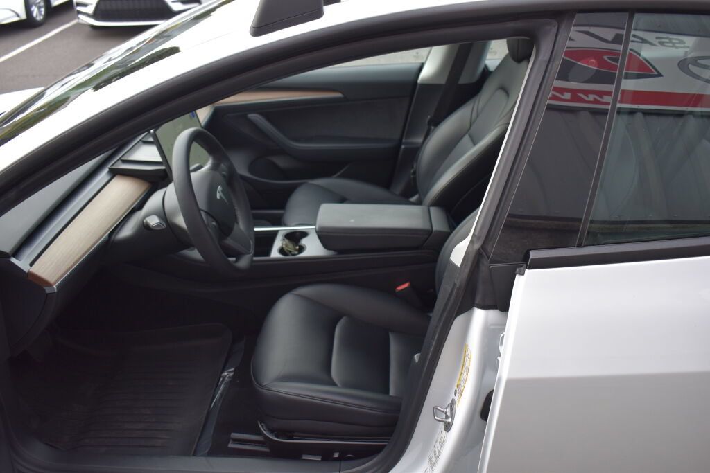 Used 2021 Tesla Model 3 Long Range AWD/4WD image 18