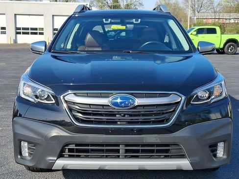 Used 2022 Subaru Outback Touring AWD/4WD image 5
