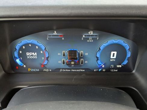 New 2026 Ford Bronco Outer Banks image 11