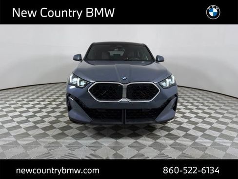 Used 2025 BMW X2 xDrive28i AWD/4WD image 2