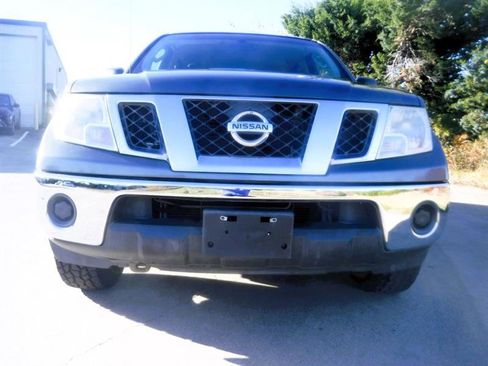 Used 2009 Nissan Frontier SE w/ SE Value Truck Pkg image 15