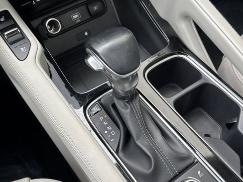 Used 2022 Kia Telluride EX w/ EX Premium Package image 29