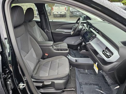 New 2027 Chevrolet Bolt LT w/ Comfort Package FWD image 11