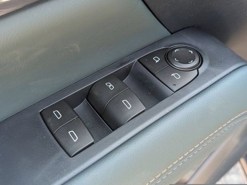 New 2026 GMC Terrain AT4 w/ Convenience Package III AWD/4WD image 39
