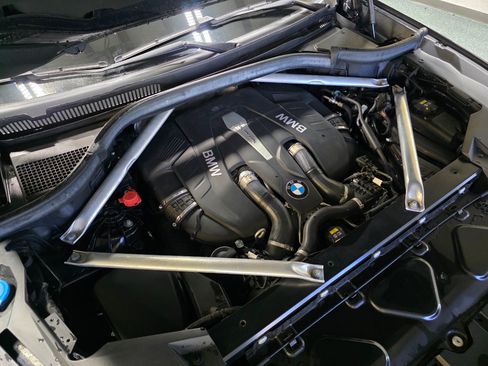 Used 2019 BMW X5 xDrive50i w/ M Sport Package image 58