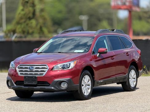 Used 2016 Subaru Outback 2.5i Premium AWD/4WD image 6