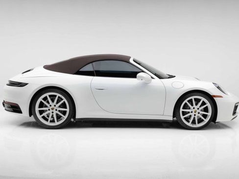 Used 2024 Porsche 911 Carrera image 29