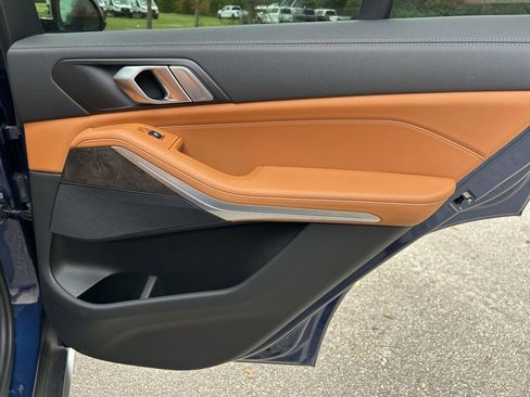 Used 2022 BMW X5 xDrive40i w/ Premium Package image 46