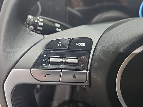 New 2026 Hyundai Elantra Limited FWD image 16