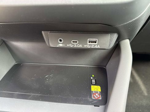 New 2025 Subaru Forester Touring image 33