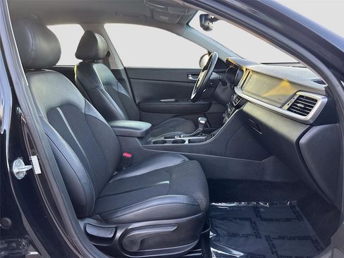 Used 2019 Kia Optima S image 27