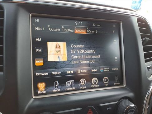 Used 2015 Jeep Grand Cherokee Overland w/ Advanced Technology Group image 23