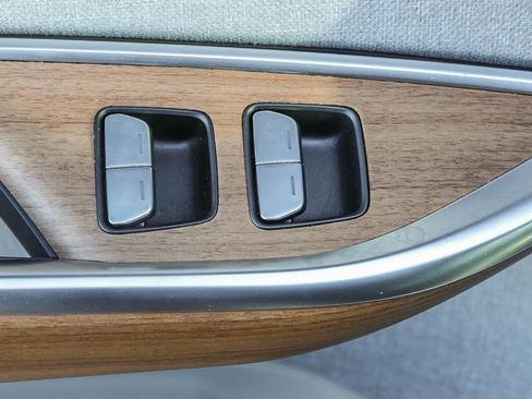 Used 2023 Lucid Air Touring image 20