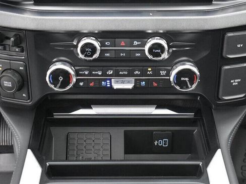 Used 2025 Ford F450 Platinum w/ Camper Package image 21