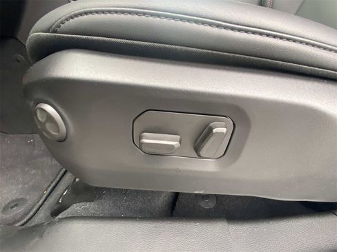 New 2025 Jeep Gladiator Rubicon image 26