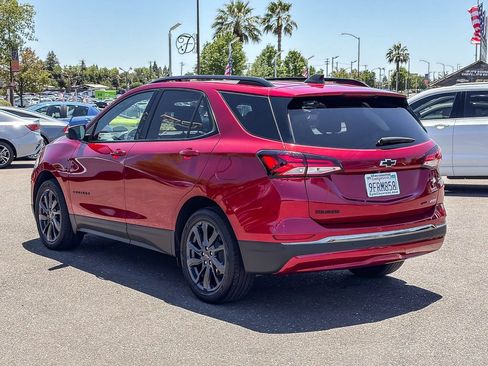 Used 2023 Chevrolet Equinox RS w/ RS Leather Package AWD/4WD image 2