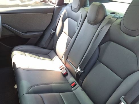 Used 2025 Tesla Model 3 Long Range RWD image 12