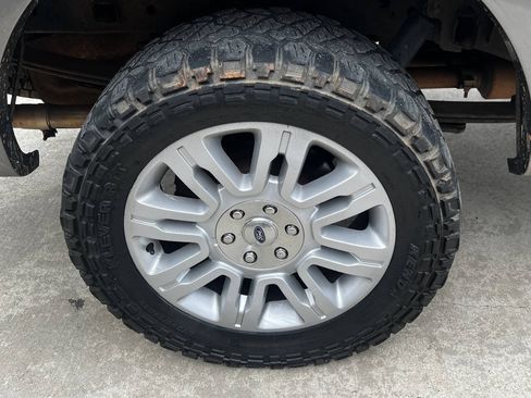 Used 2011 Ford F150 Platinum AWD/4WD image 10