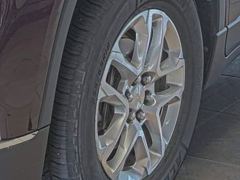 Used 2018 Chevrolet Traverse LT FWD image 6