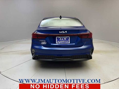 Used 2024 Kia Forte LXS w/ LXS Technology Package image 4
