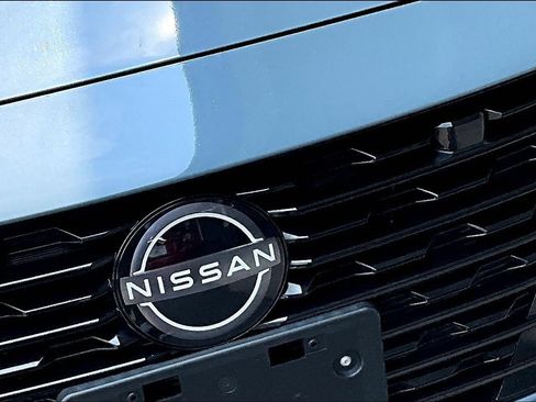 Used 2024 Nissan Sentra SV FWD image 31