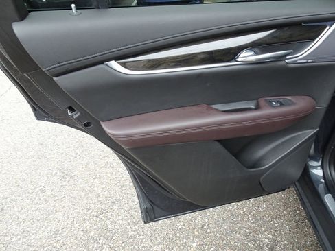 Certified 2023 Cadillac XT6 Premium Luxury image 23