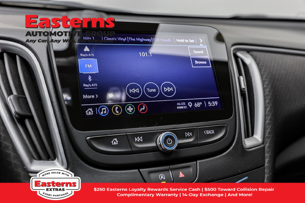 Used 2025 Chevrolet Malibu LT FWD image 20