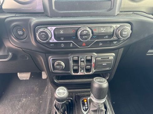 Used 2019 Jeep Wrangler Unlimited Sahara w/ Dual Top Group image 13