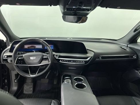 Certified 2024 Cadillac Lyriq Luxury RWD image 21