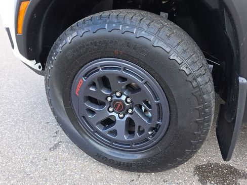 New 2026 Nissan Frontier PRO-4X w/ Pro-4x Convenience Package image 10
