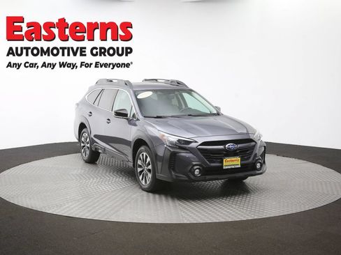Used 2023 Subaru Outback Limited AWD/4WD image 47