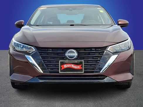 Used 2024 Nissan Sentra SV image 2