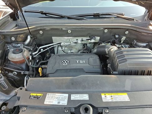 Used 2023 Volkswagen Atlas Cross Sport SE AWD/4WD image 28