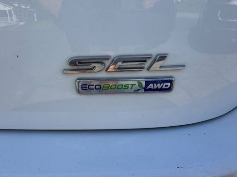 Used 2017 Ford Edge SEL w/ Equipment Group 201A AWD/4WD image 13