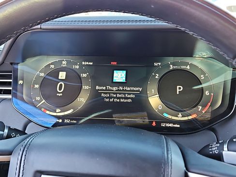 Used 2023 Land Rover Range Rover Long Wheelbase Autobiography image 22