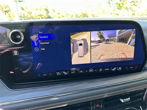 New 2026 Chevrolet Suburban Premier image 25