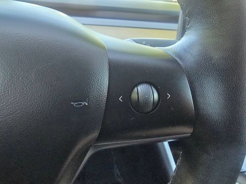 Used 2020 Tesla Model 3 Long Range AWD/4WD image 19
