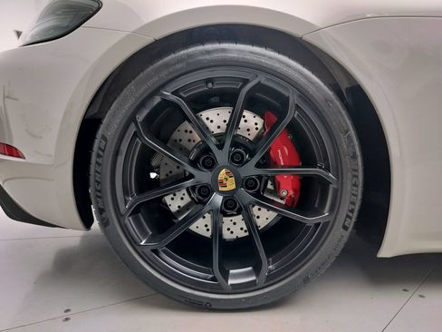 Certified 2023 Porsche 718 Boxster Spyder RWD image 29