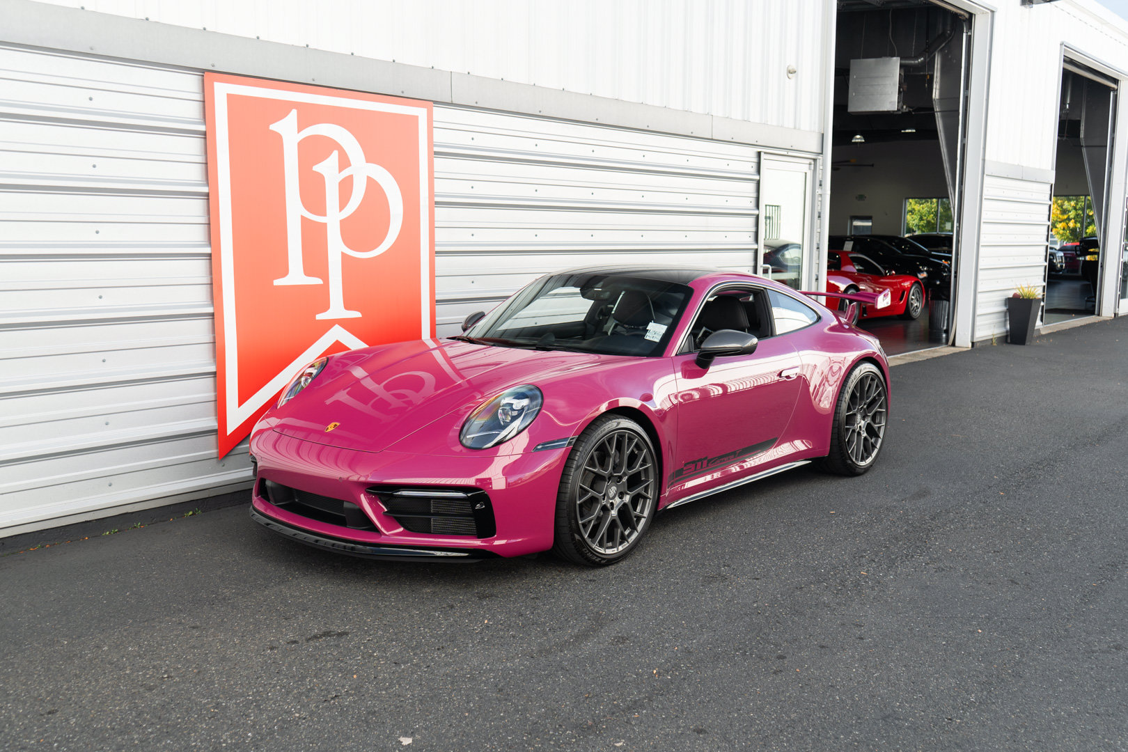 Used 2024 Porsche 911 Carrera T RWD image 35