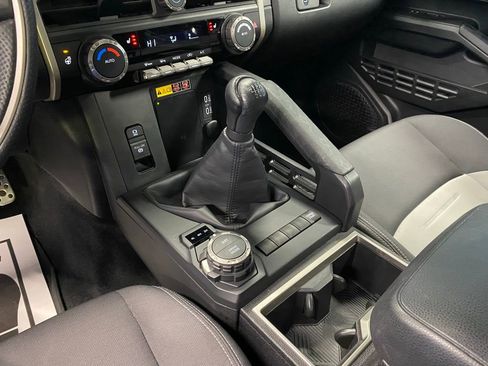 Used 2024 Toyota Tacoma TRD Sport image 30