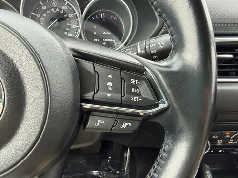 Used 2018 MAZDA CX-5 Touring w/ Preferred Equipment Package AWD/4WD image 23