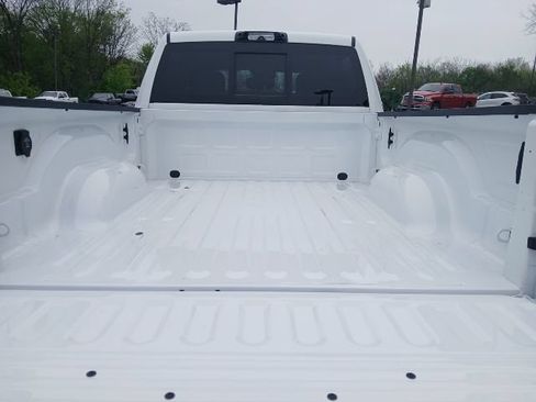 New 2026 RAM 2500 Big Horn AWD/4WD image 12