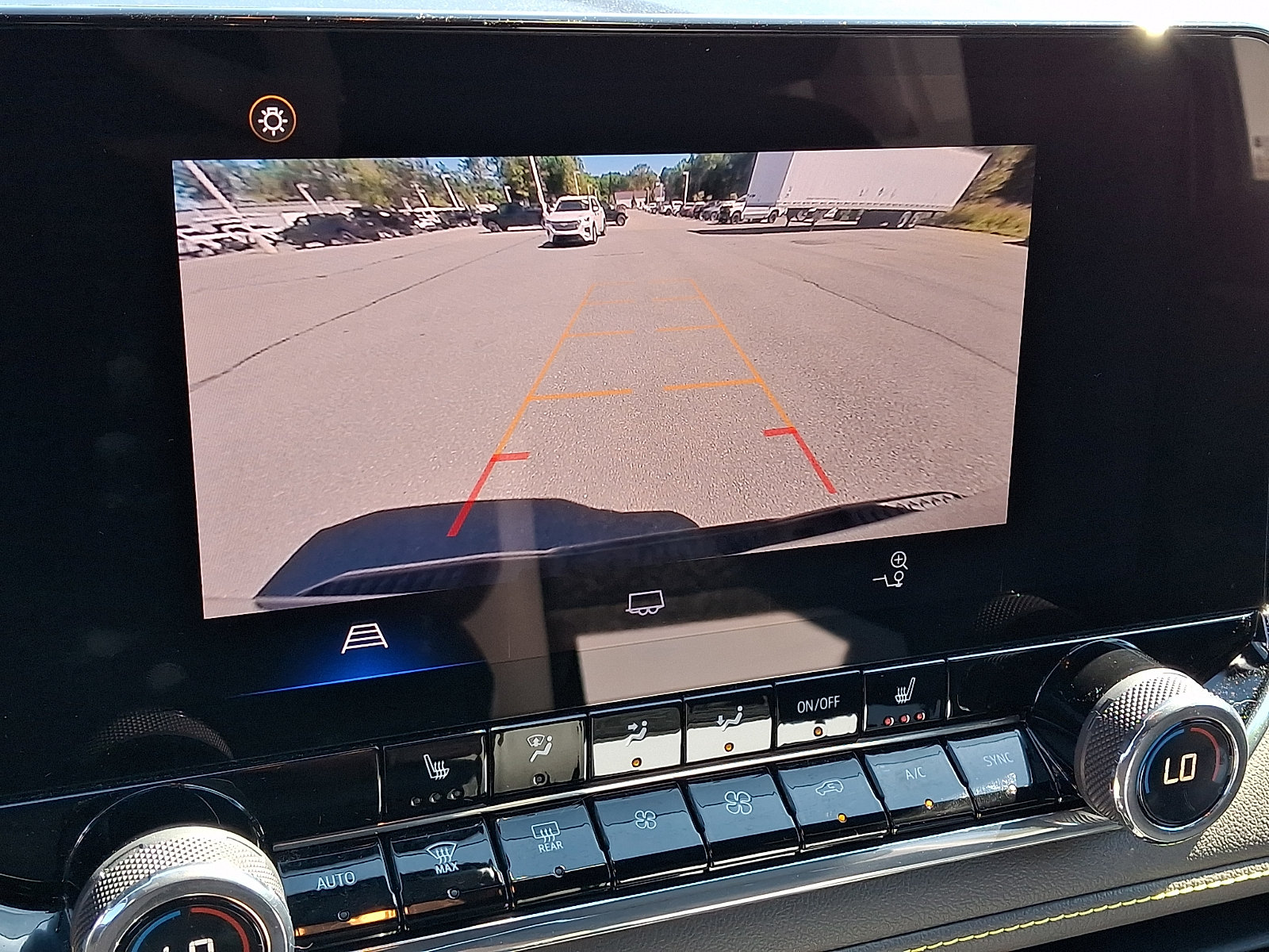 Certified 2024 Chevrolet Colorado ZR2 AWD/4WD image 18