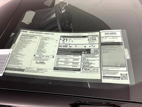 New 2025 Jeep Grand Cherokee L Laredo w/ Luxury Tech Group I image 14