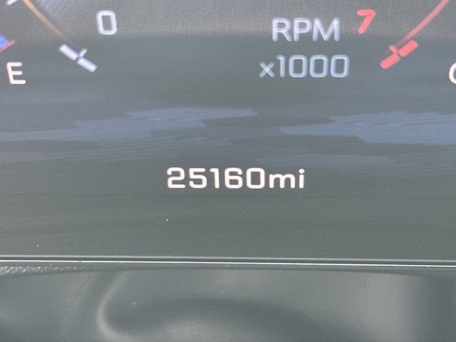 Used 2026 Chevrolet Traverse LT AWD/4WD image 12