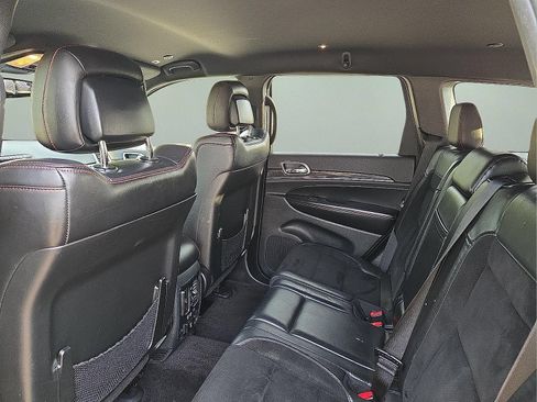 Used 2018 Jeep Grand Cherokee Trailhawk AWD/4WD image 10
